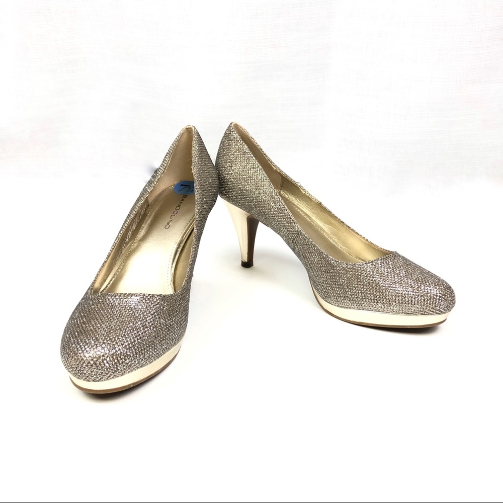 Gold sparkle pumps size 7.5 Bandolino